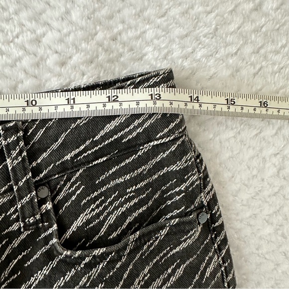 Paige Hoxton Ultra Skinny Zebra Stripe size 28 NWT - Picture 11 of 12